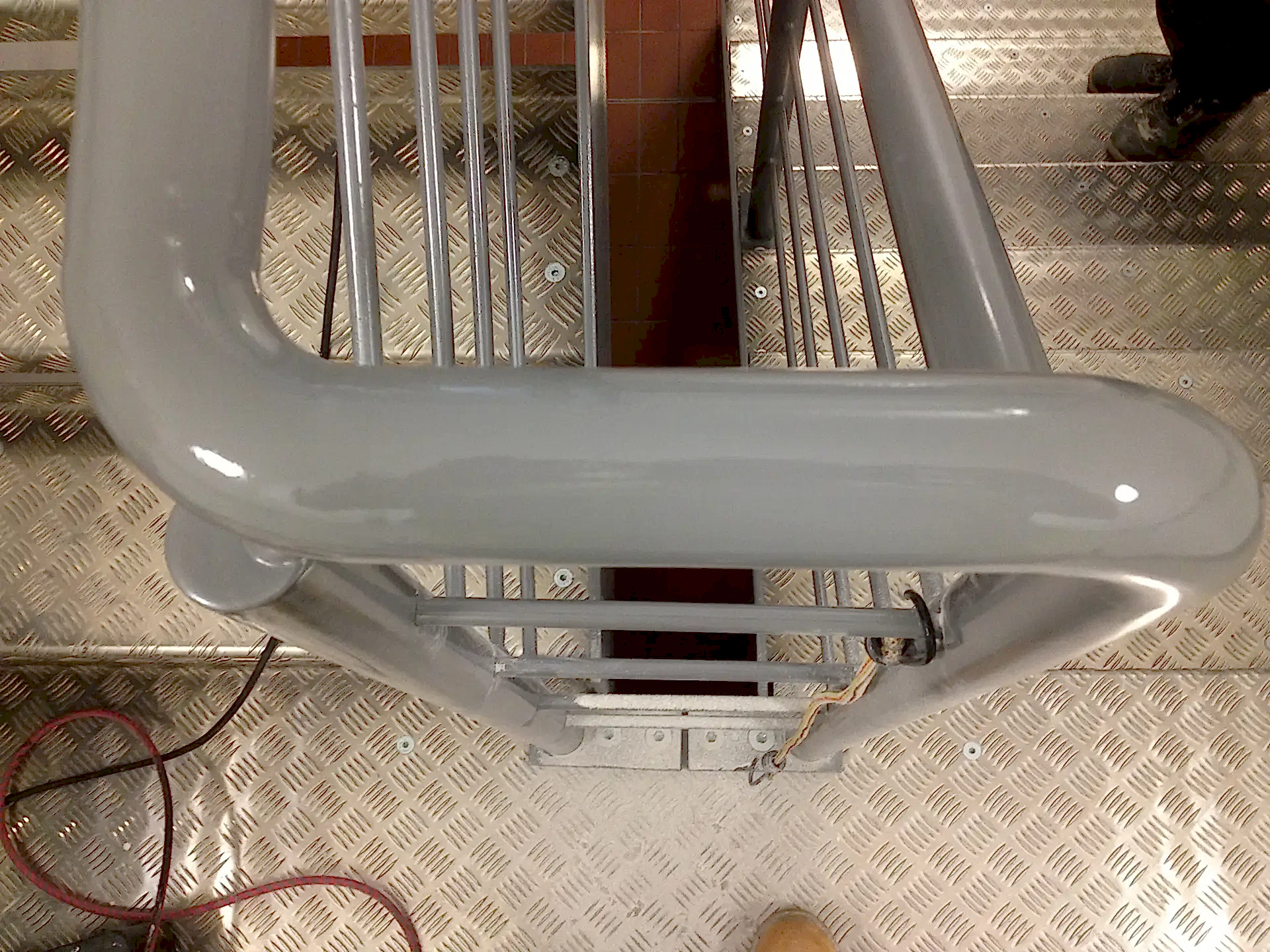 Handrail resprayed